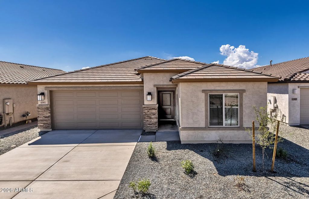 42985 W Vincent Drive, Maricopa