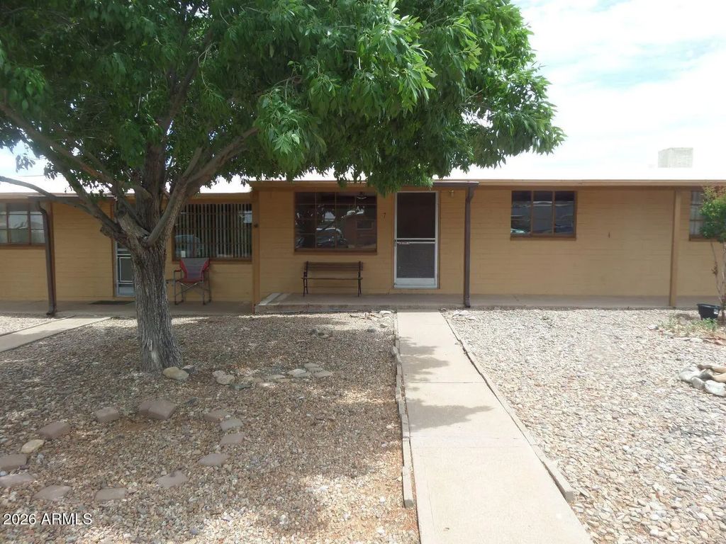 306 1st Street, Huachuca City