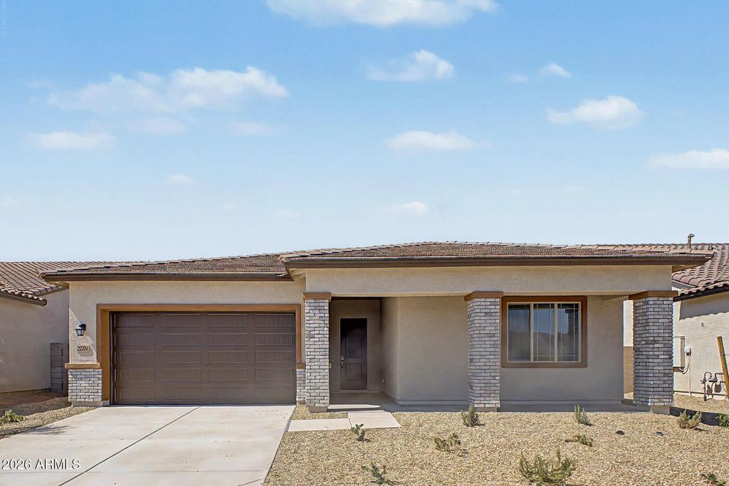 22204 W Blackhawk Drive, Surprise