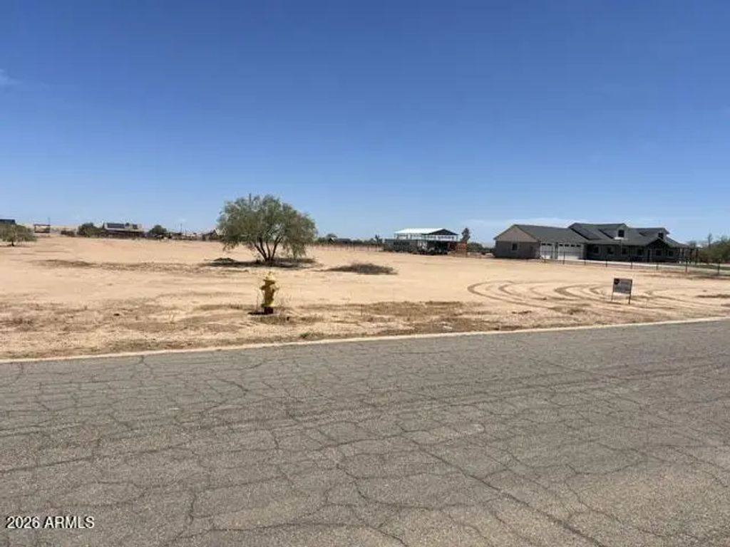 4272 E Stallion Drive (unit 42), Eloy