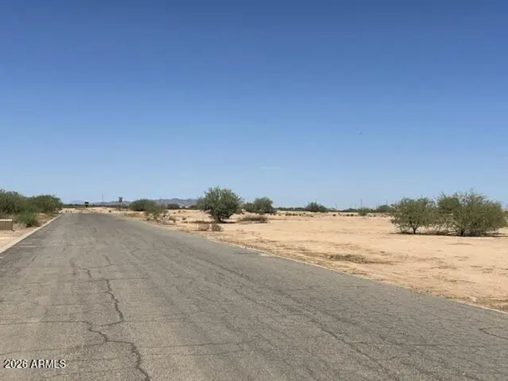 4168 E Stallion Drive (unit 44), Eloy