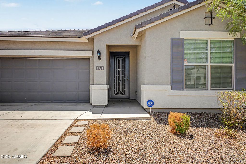 4323 W Gary Way, Laveen