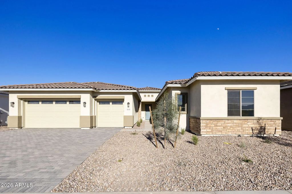 10131 S 51st Lane, Laveen