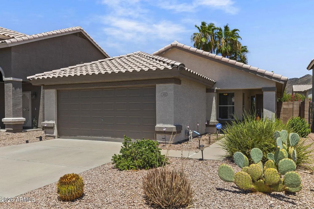 5018 W Wikieup Lane, Glendale