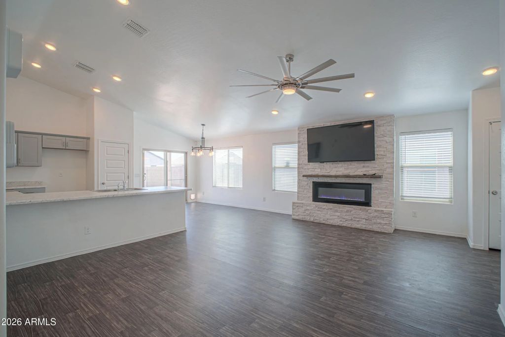 961 W Prior Avenue, Coolidge