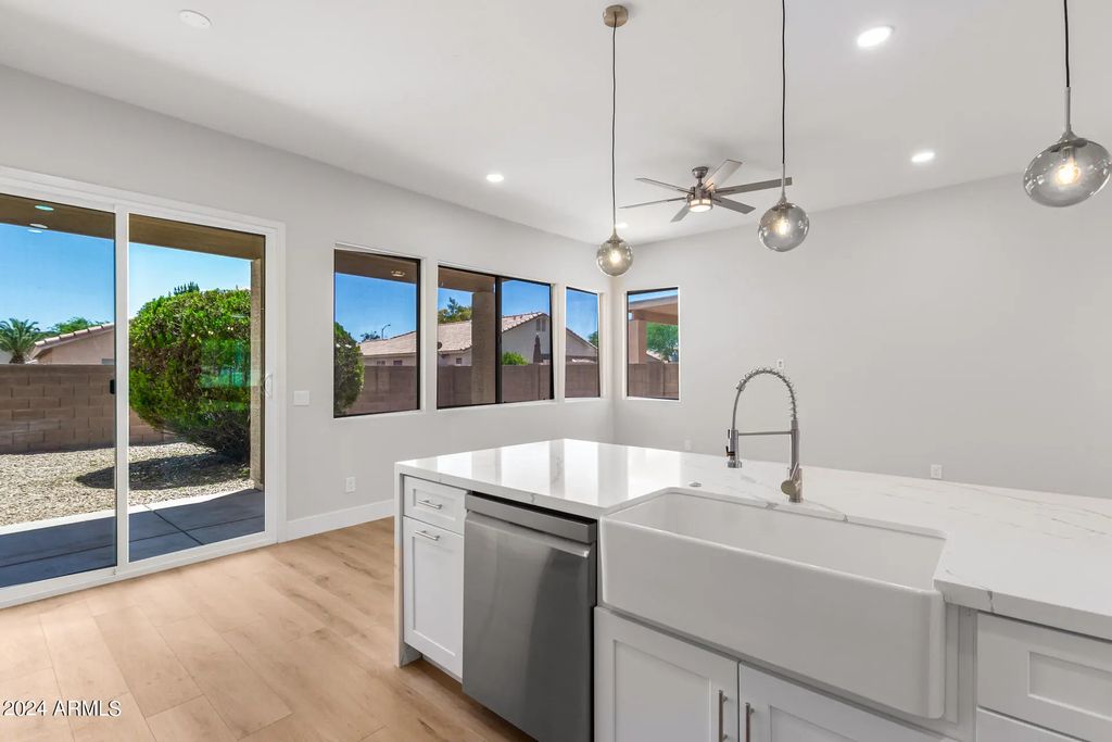 13711 W Tara Lane, Surprise