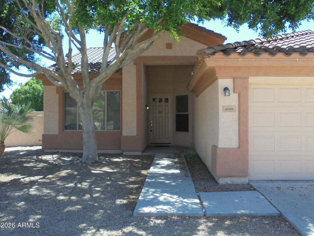 6003 W Sequoia Drive, Glendale