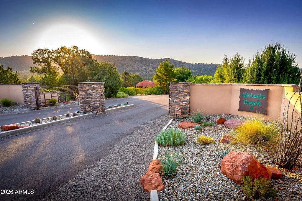 60 Chrysona Lane (unit 5), Sedona