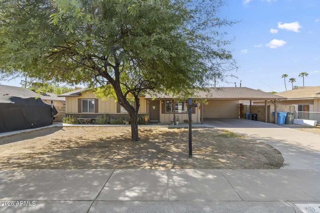 2321 W Rose Lane, Phoenix