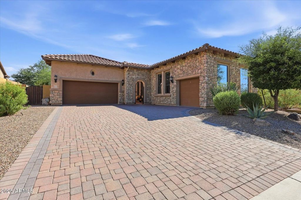 8437 E Lockwood Street, Mesa
