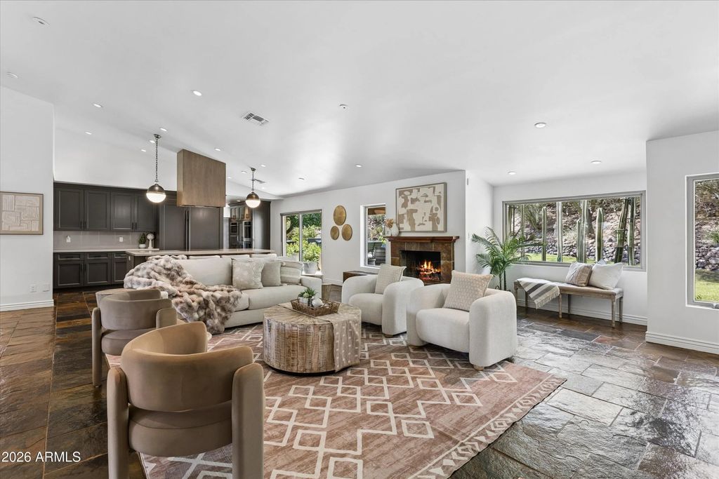 14018 N Coral Gables Drive, Phoenix