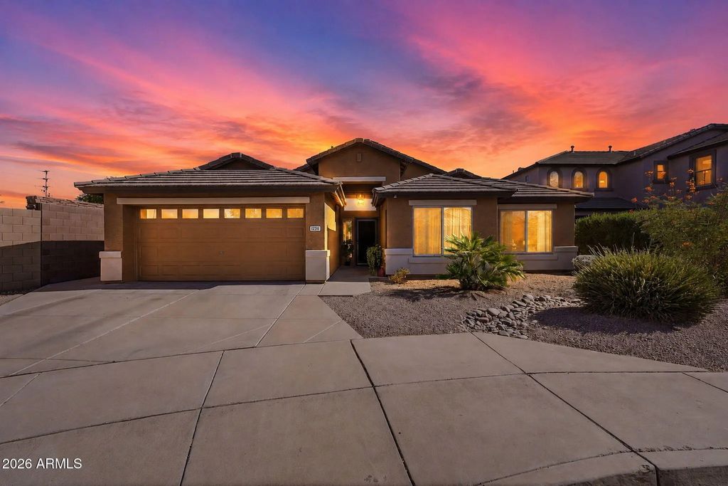 12311 W Rovey Avenue, Litchfield Park