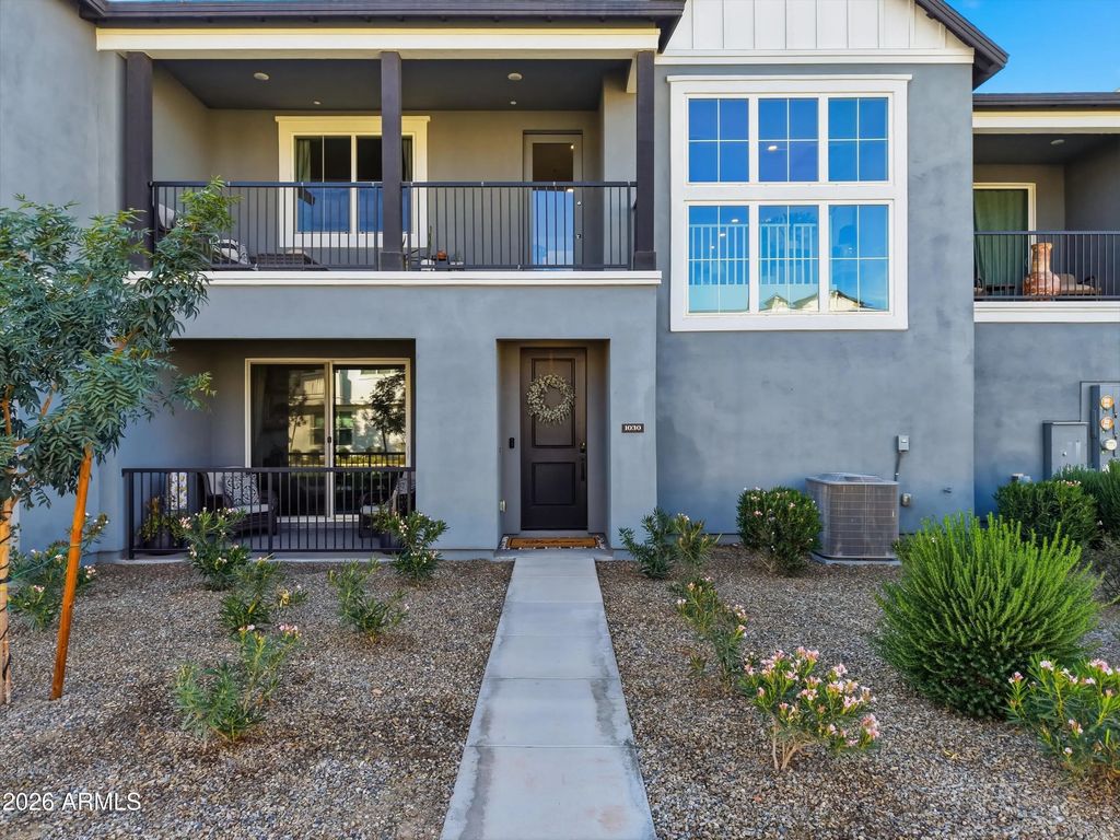 11300 N Casa Dega Drive (unit 1030), Surprise