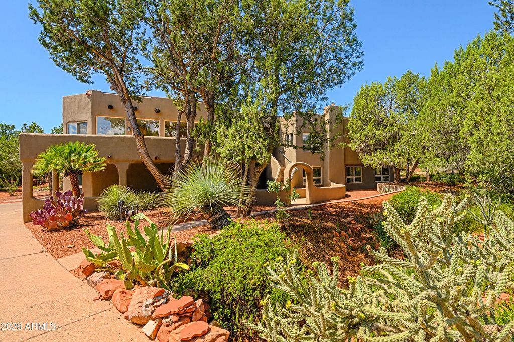 385 Foothills South Drive, Sedona