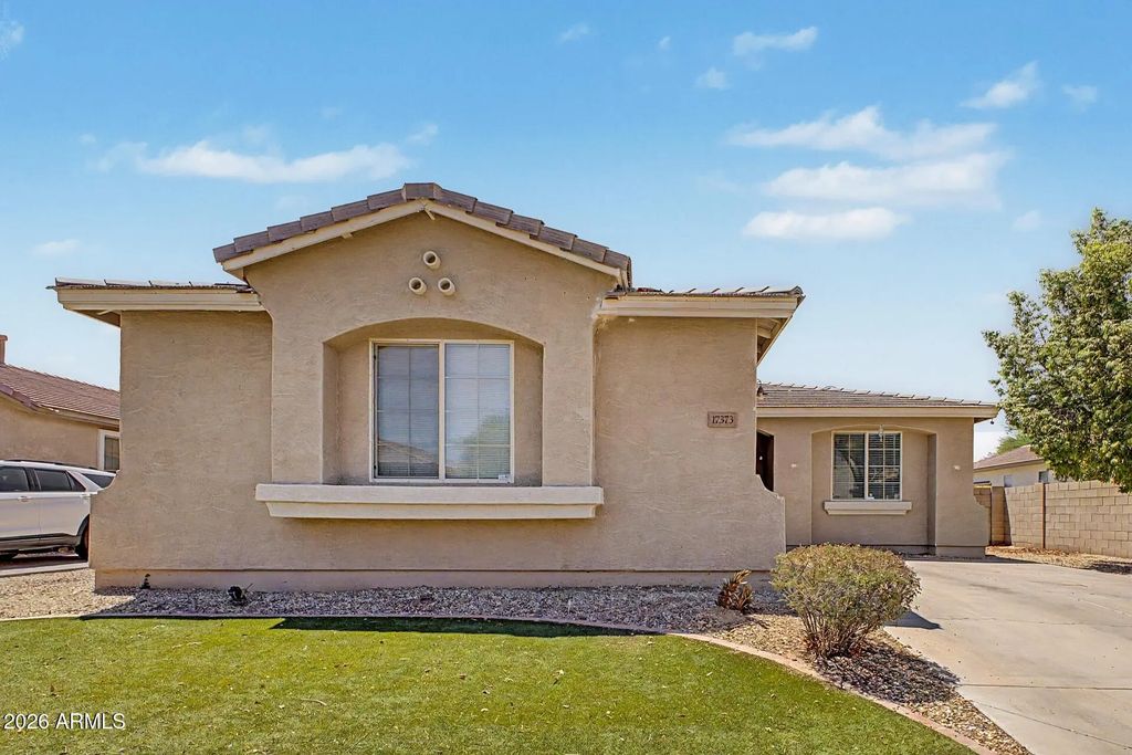 17373 W Pinnacle Vista Drive, Surprise
