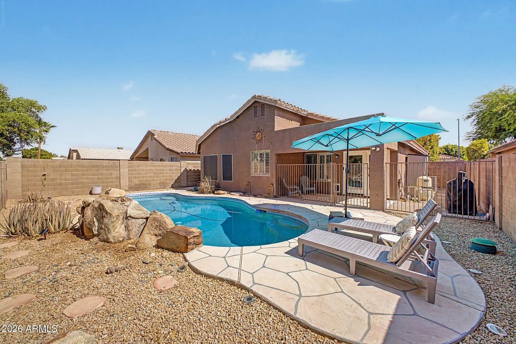 8812 W Adam Avenue, Peoria