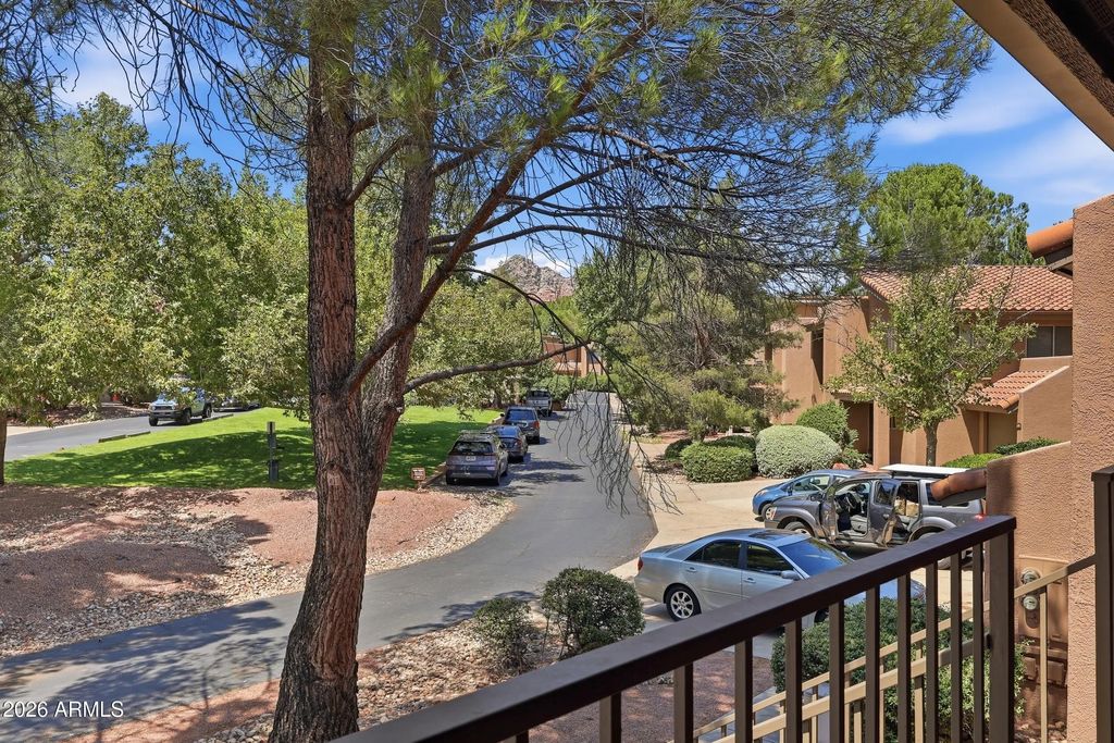 22 Tanager Lane (unit 26), Sedona