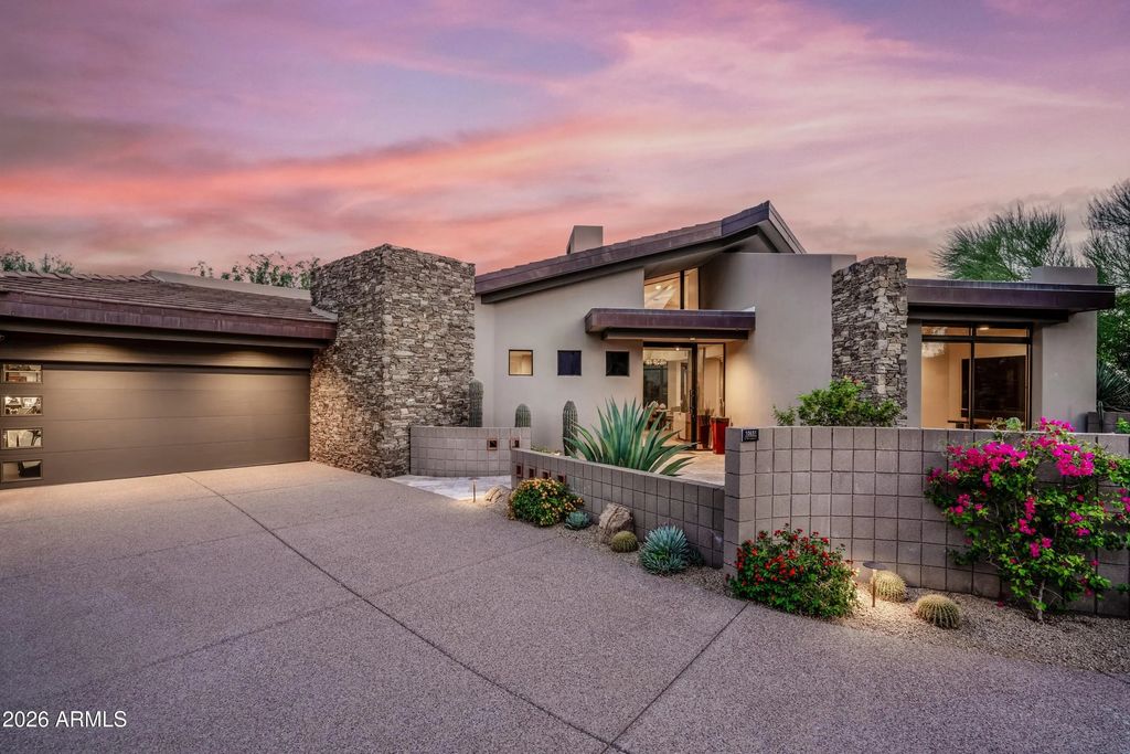 10651 E Fernwood Lane, Scottsdale