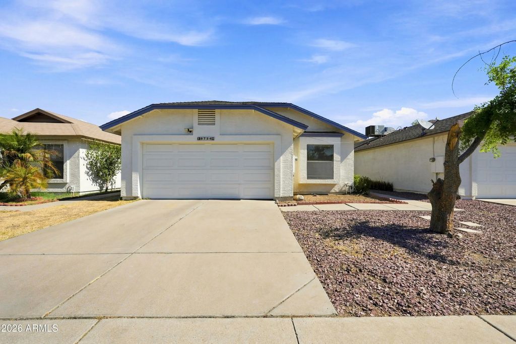 8734 W Indianola Avenue, Phoenix