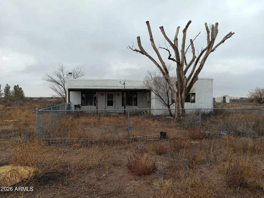 8499 S Schoolhouse Lane, Willcox