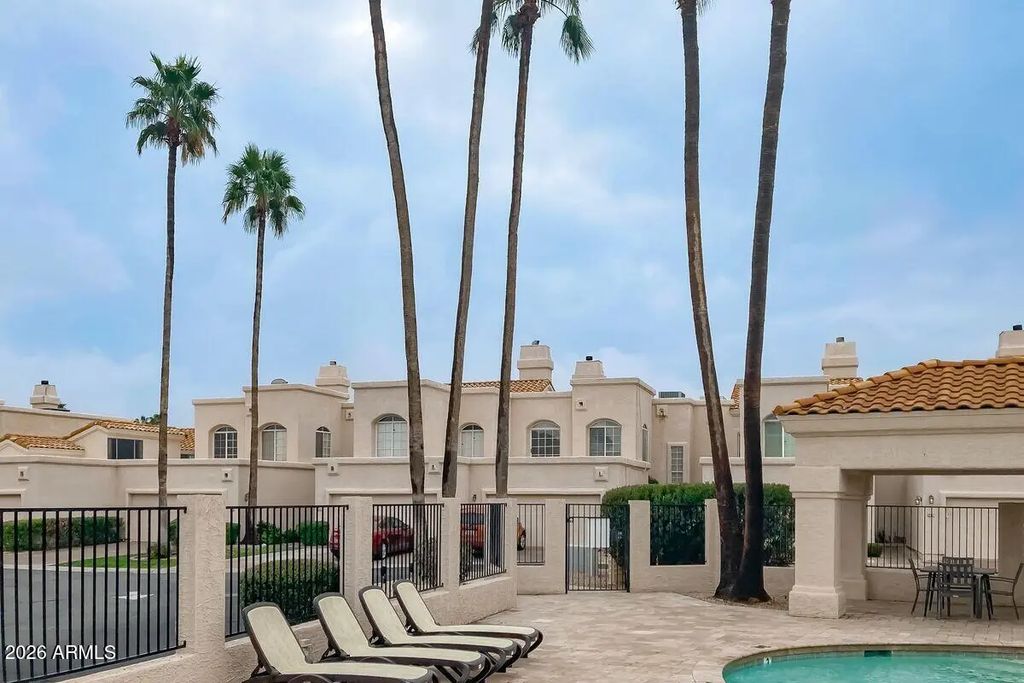1318 W Coral Reef Drive, Gilbert