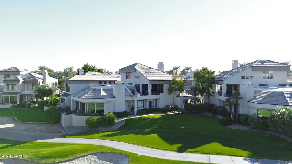 7400 E Gainey Club Drive (unit 222), Scottsdale