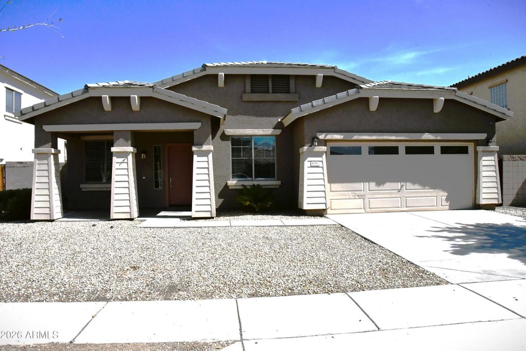 8787 W Gardenia Avenue, Glendale