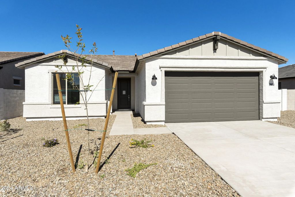 15664 W Mercer Lane, Surprise