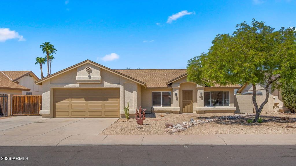 8434 W Dreyfus Drive, Peoria