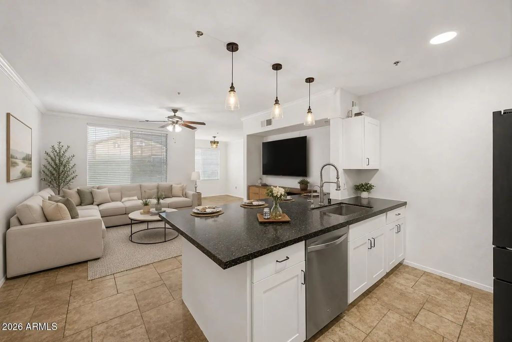 2134 E Broadway Road (unit 1061), Tempe