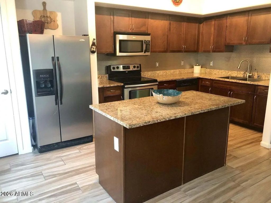 1920 E Bell Road (unit 1072), Phoenix