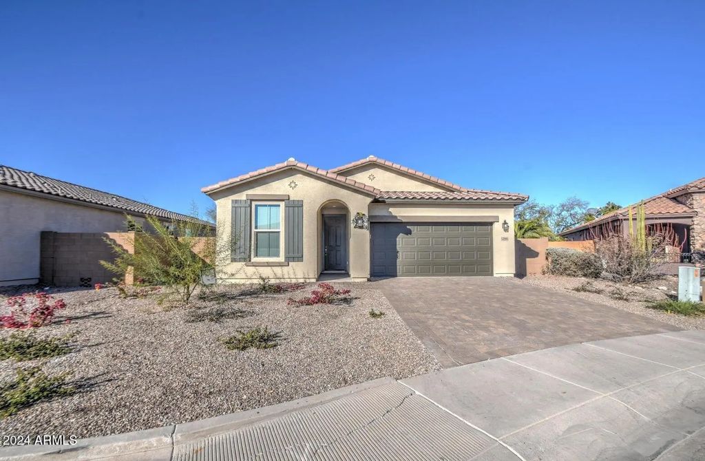 1266 E Kingman Street, Casa Grande