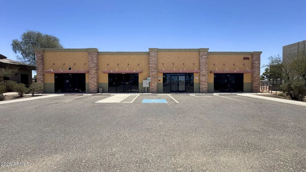 201 E Cottonwood Lane, Casa Grande