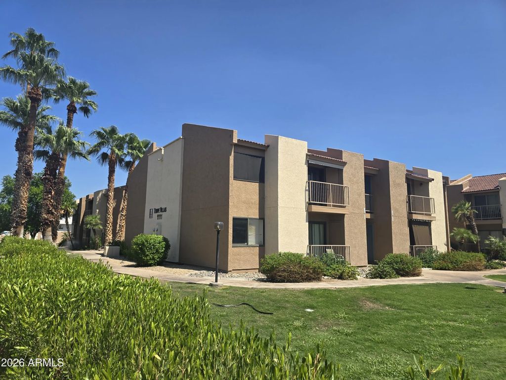 1111 E University Drive (unit 201), Tempe