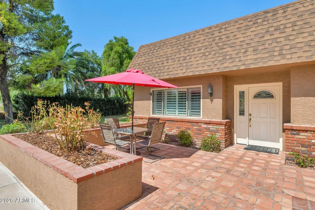 5839 E Indian School Road, Phoenix