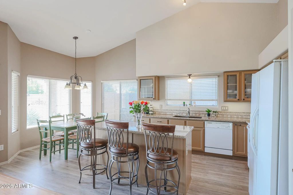 13297 W Wilshire Drive, Goodyear