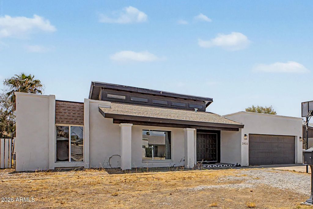 3933 W Sharon Avenue, Phoenix