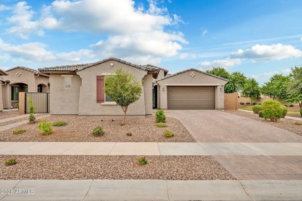 14338 W Redfield Road, Surprise