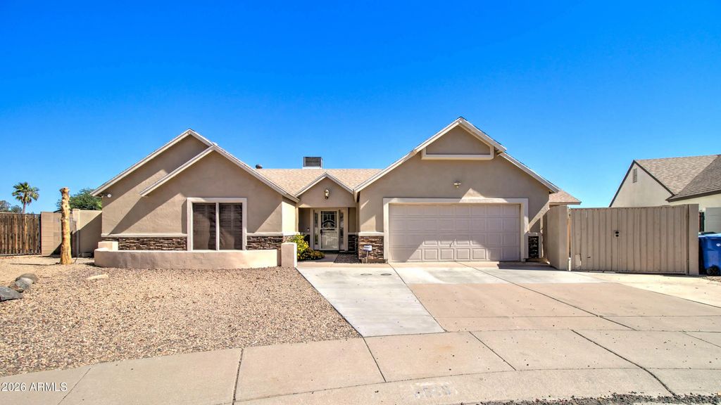 4509 E Pearce Road, Phoenix