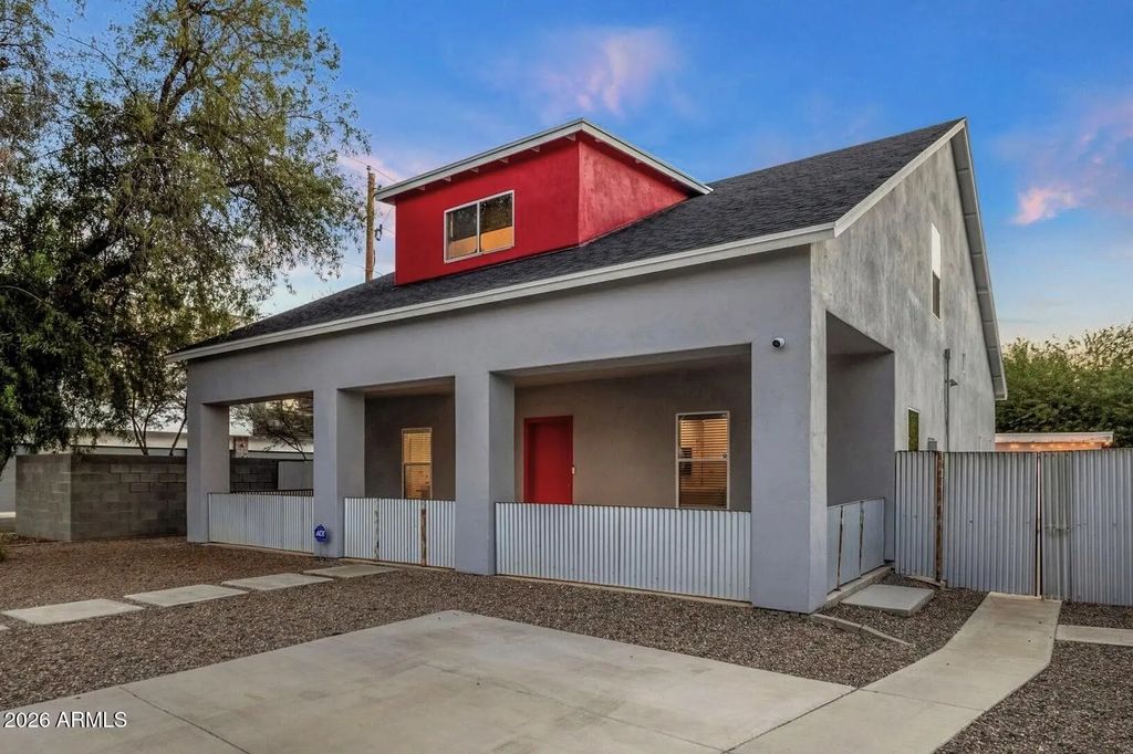 3930 N 30th Street, Phoenix