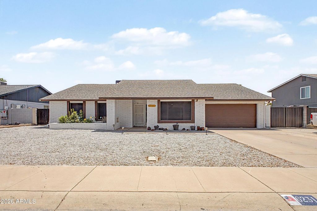 6231 W Riviera Drive, Glendale