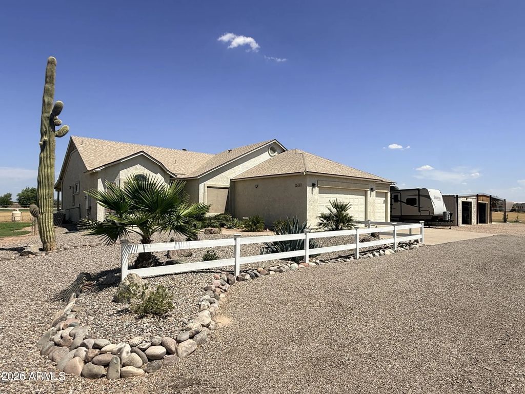 1201 E Vah Ki Inn Road, Coolidge