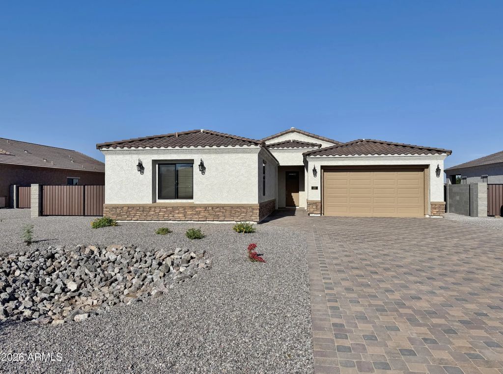 1567 N Himosa Drive, Casa Grande