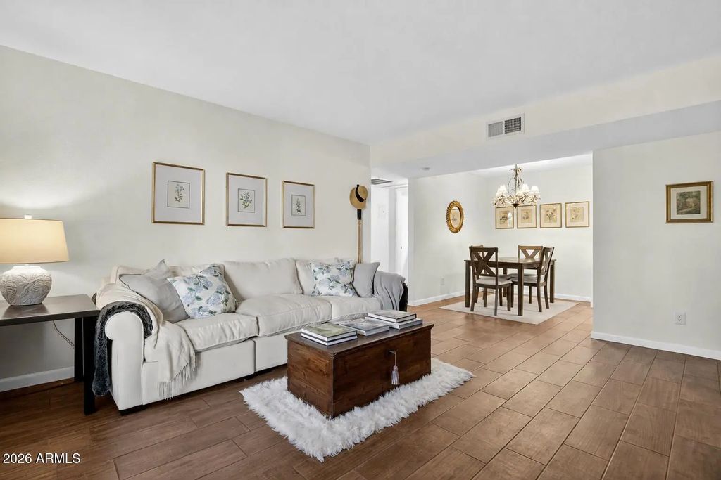 5995 N 78th Street (unit 1024), Scottsdale