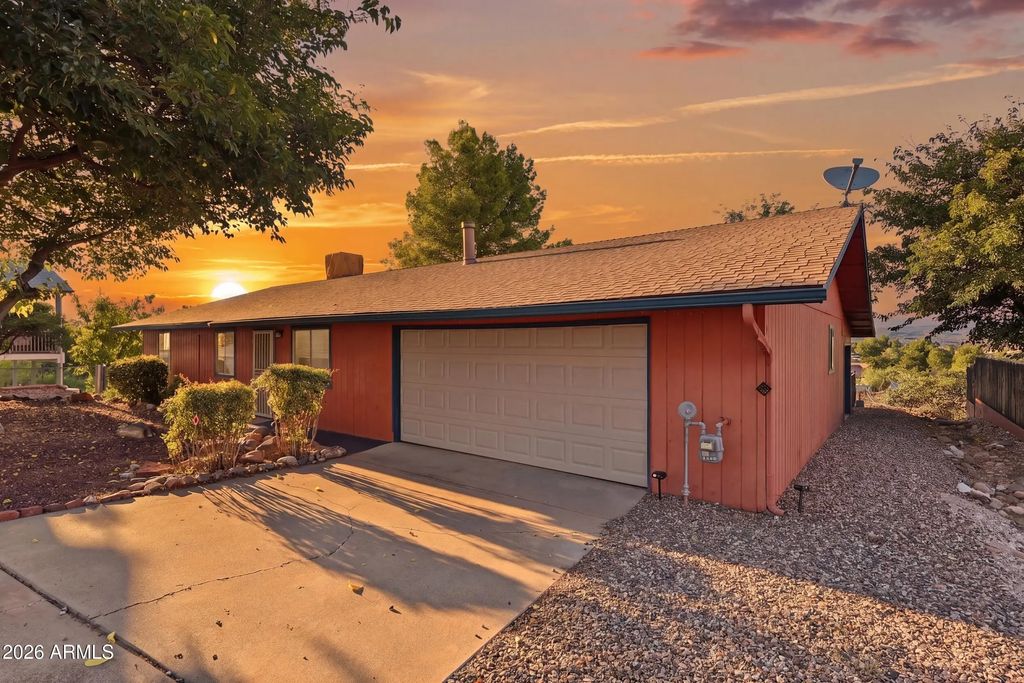 1330 S Hermits Circle, Cottonwood