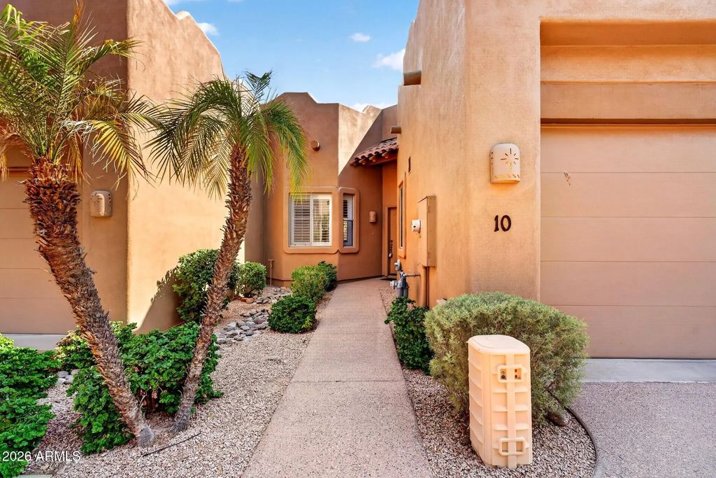 6540 E Redmont Drive (unit 10), Mesa