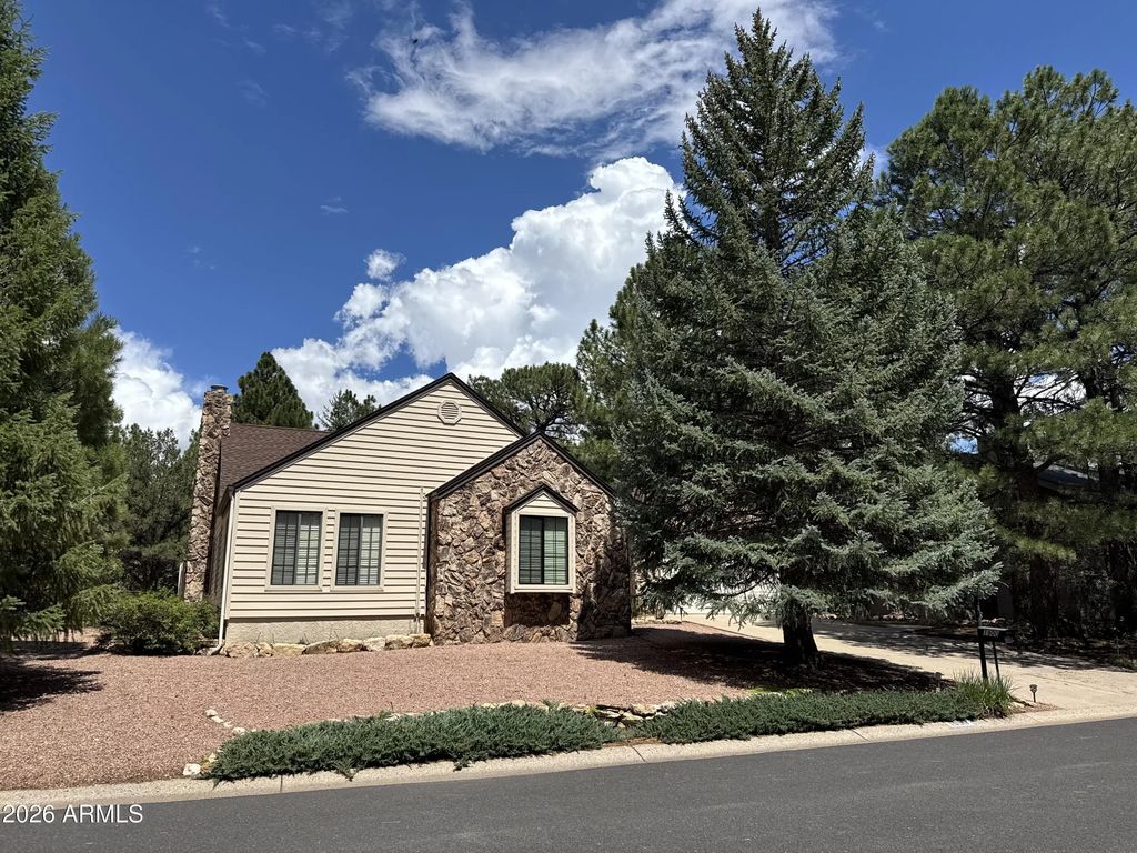 1900 N Rain Tree Road, Flagstaff