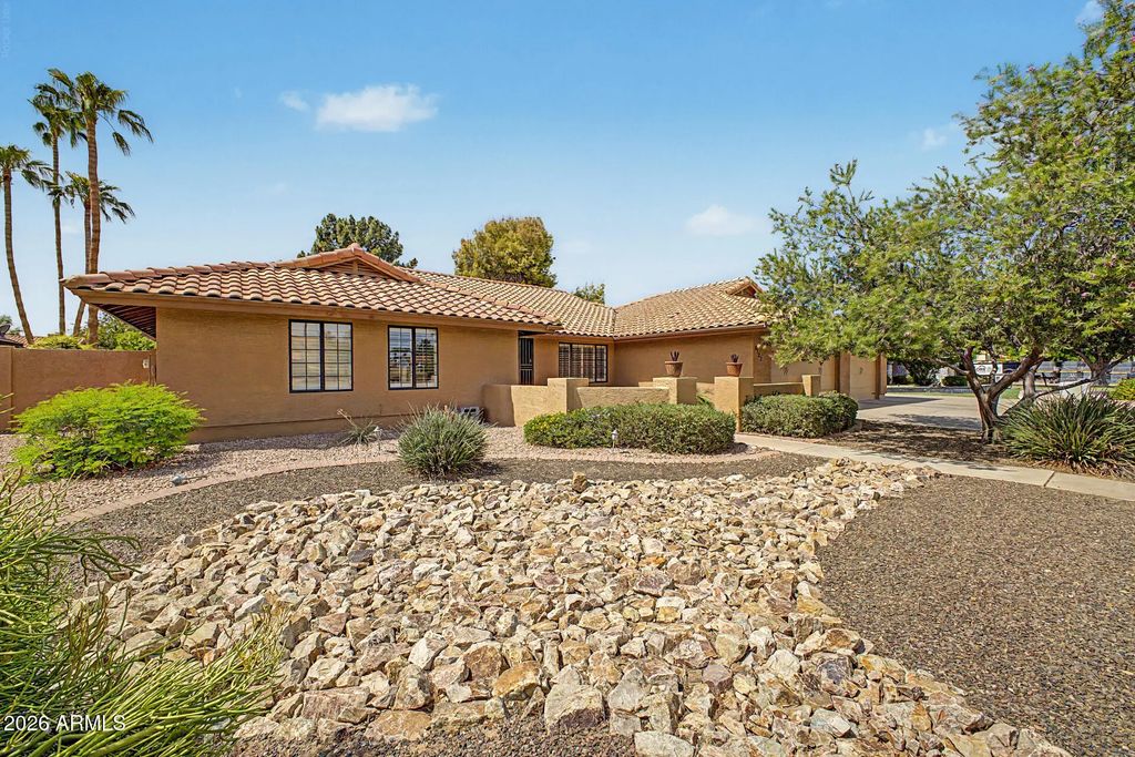 8122 S Palm Drive, Tempe