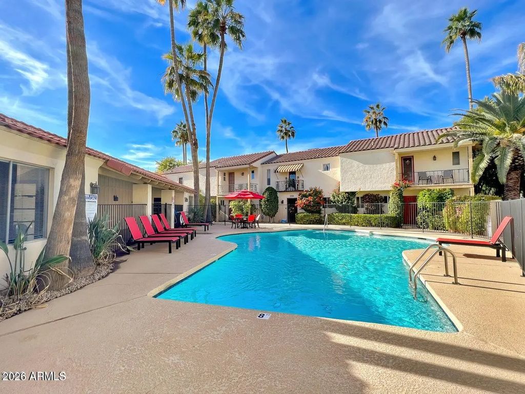 7347 E Thornwood Drive, Scottsdale