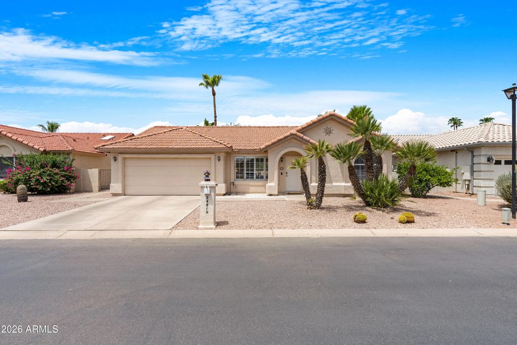 24810 S Foxglenn Drive, Sun Lakes